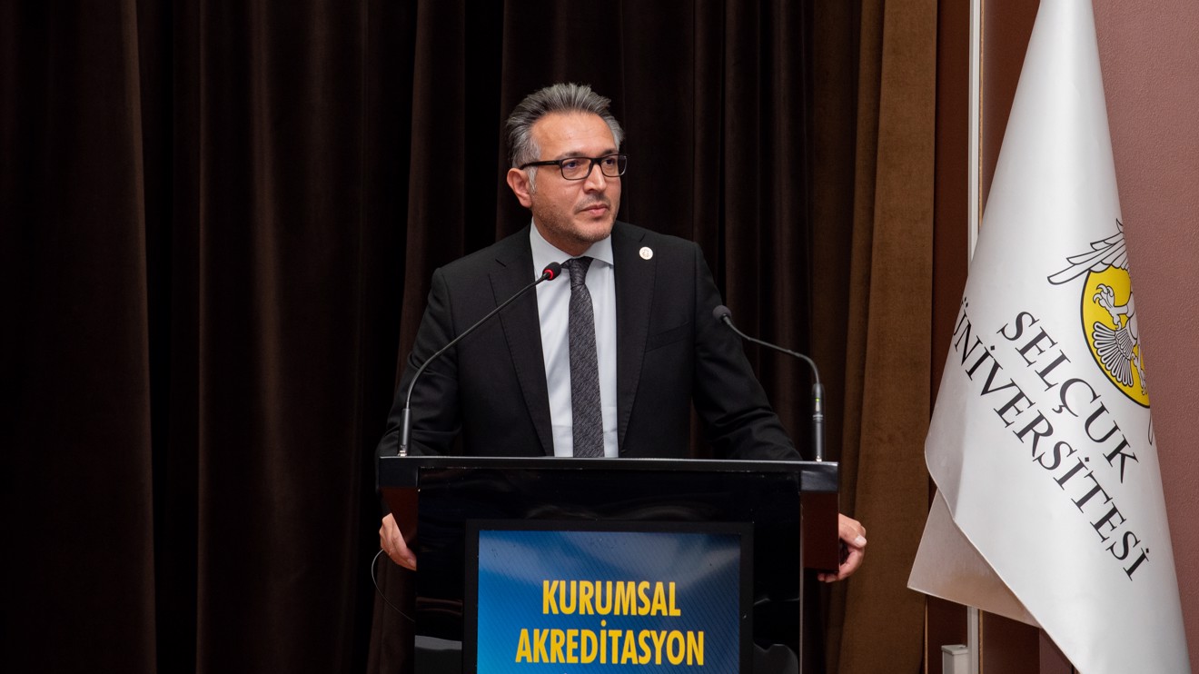 Selçuk Üniversitesi, YÖKAK Kurumsal Akreditasyon Belgesi’ni aldı